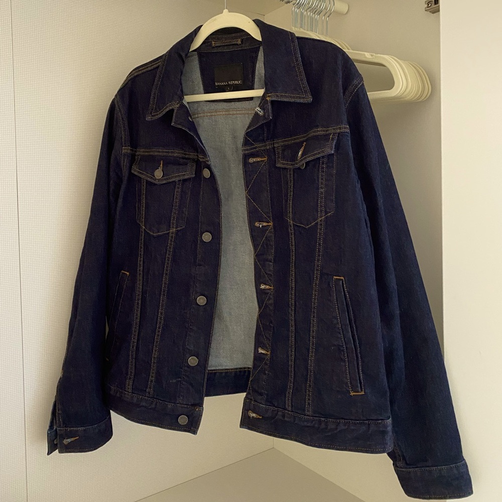 Men’s Denim Jacket (large)